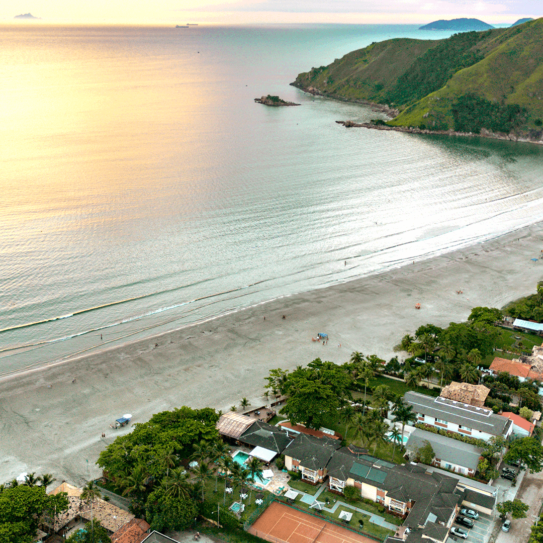 Praia de Barequeçaba ao amanhecer